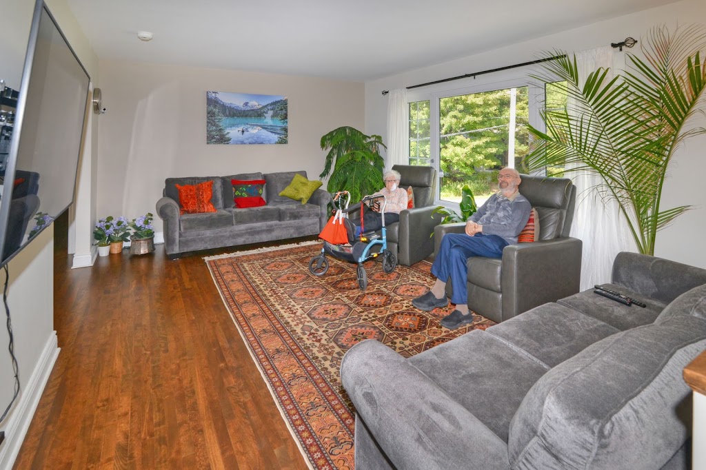 Manoir Baie-DUrfe | 298 Rue Victoria, Baie-dUrfé, QC H9X 2J2, Canada | Phone: (514) 250-3021