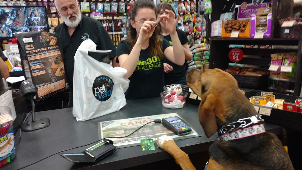 Pet Valu | 550 Fennell Ave E, Hamilton, ON L8V 4S9, Canada | Phone: (905) 383-4223