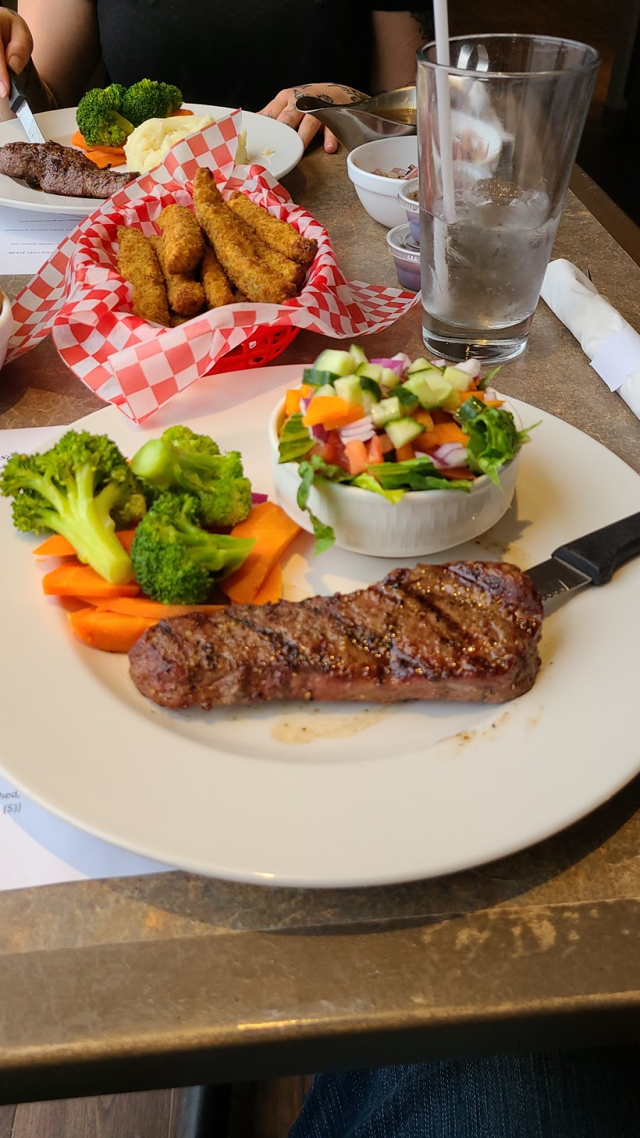 Riverside Pub | 2546 King George Hwy, Miramichi, NB E1V 6W5, Canada | Phone: (506) 773-6100
