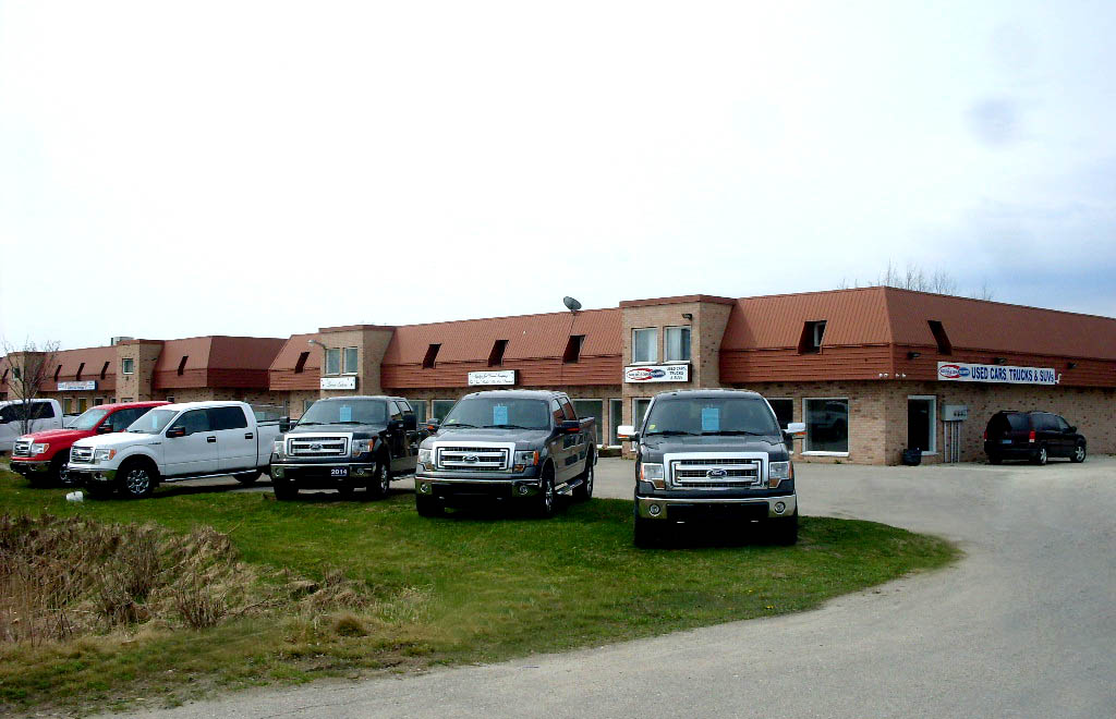 Bourgeois Elmvale | 120 Yonge St N #3, Elmvale, ON L0L 1P0, Canada | Phone: (705) 322-2278