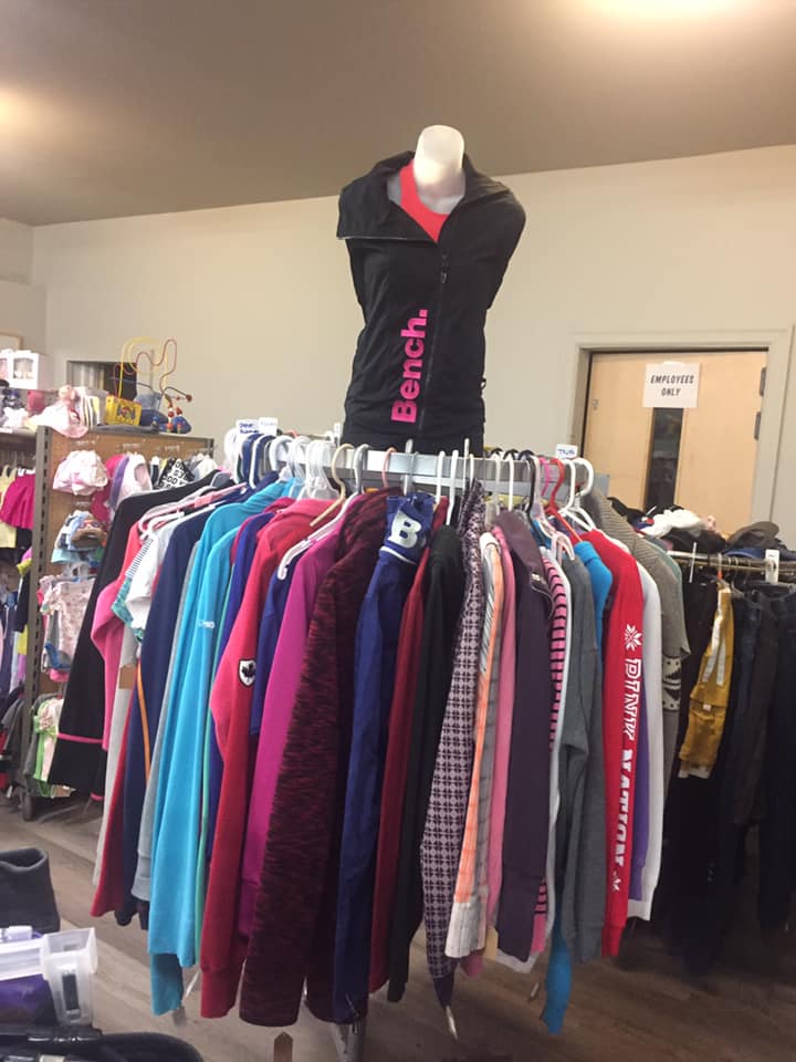 Carmyns Bargains | 297 Springbank Dr Rear 1, London, ON N6J 1G4, Canada | Phone: (226) 236-5715
