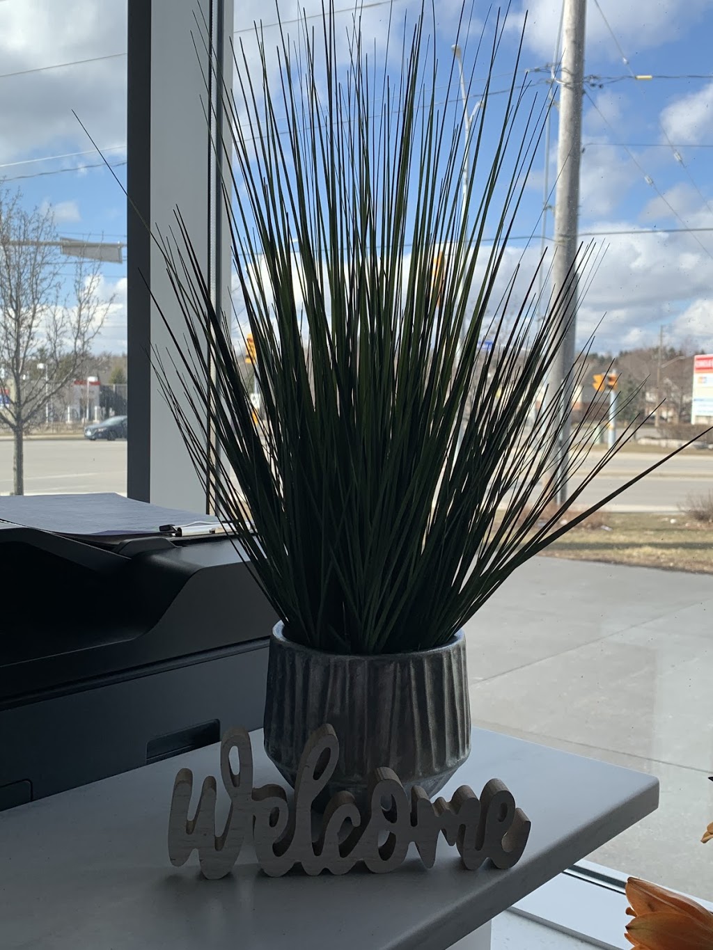 Dental Corner Paisley | 950 Paisley Rd Unit B, Guelph, ON N1K 0A6, Canada | Phone: (226) 299-0606