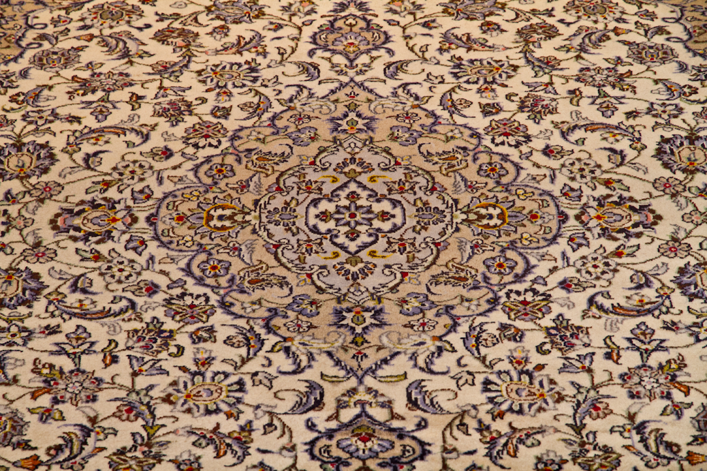 Lashar Rugs | 744 Danforth Ave, Toronto, ON M4J 1L5, Canada | Phone: (416) 461-0888