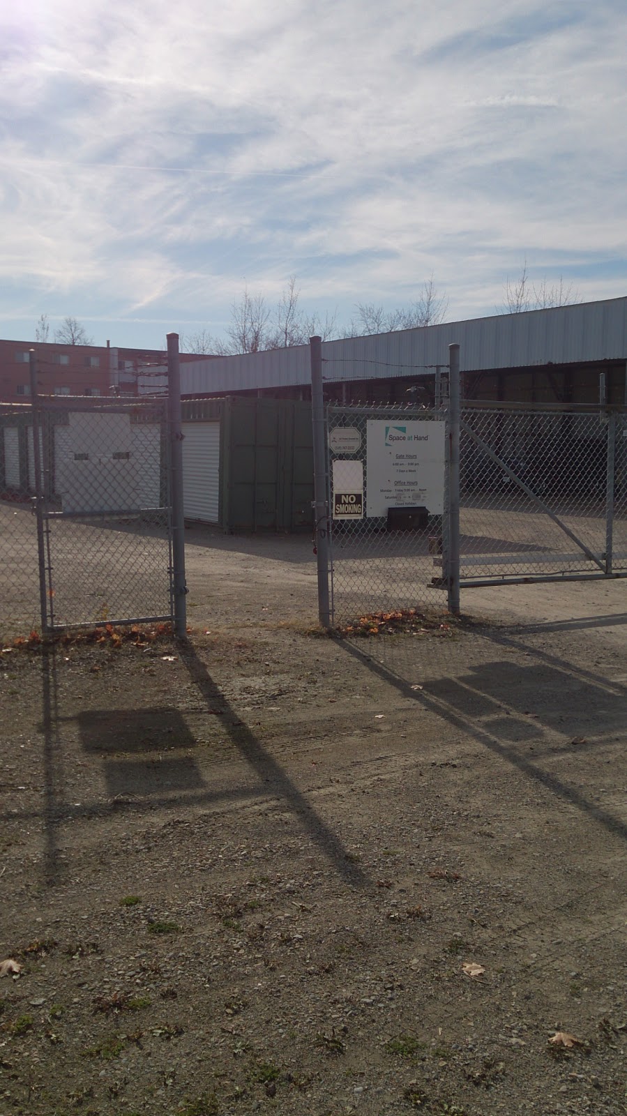 Space at Hand - Kitchener (formerly Extra Self Storage) | 240 Gage Ave, Kitchener, ON N2M 2C8, Canada | Phone: (519) 571-1100
