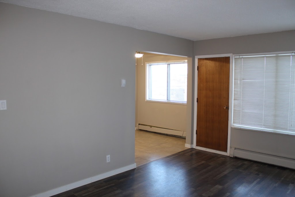 Jazz Manor Apartments | 10741 108 St NW, Edmonton, AB T5H 3A4, Canada | Phone: (780) 893-2304