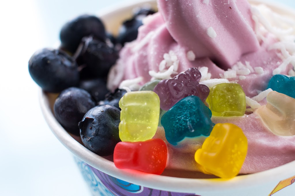 Yogurtys | 59 Lakeshore Rd E, Mississauga, ON L5G 1C9, Canada