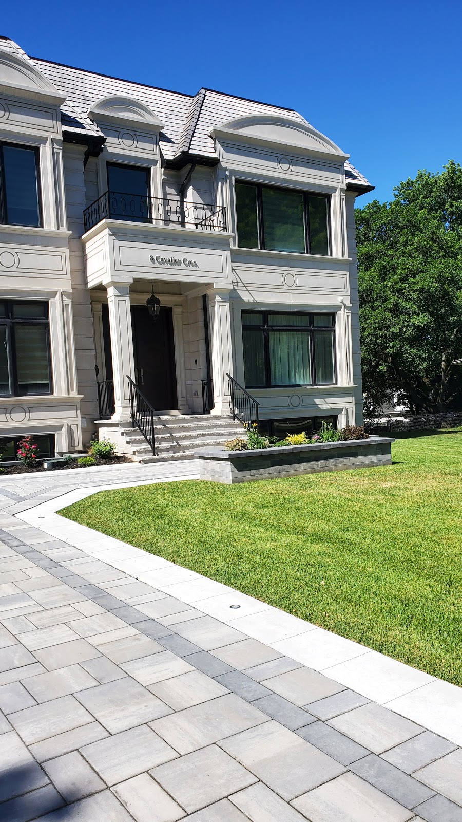 Hosseini Homes Corporation | 201 Steeles Ave E, North York, ON M2M 3Y6, Canada | Phone: (416) 720-6673