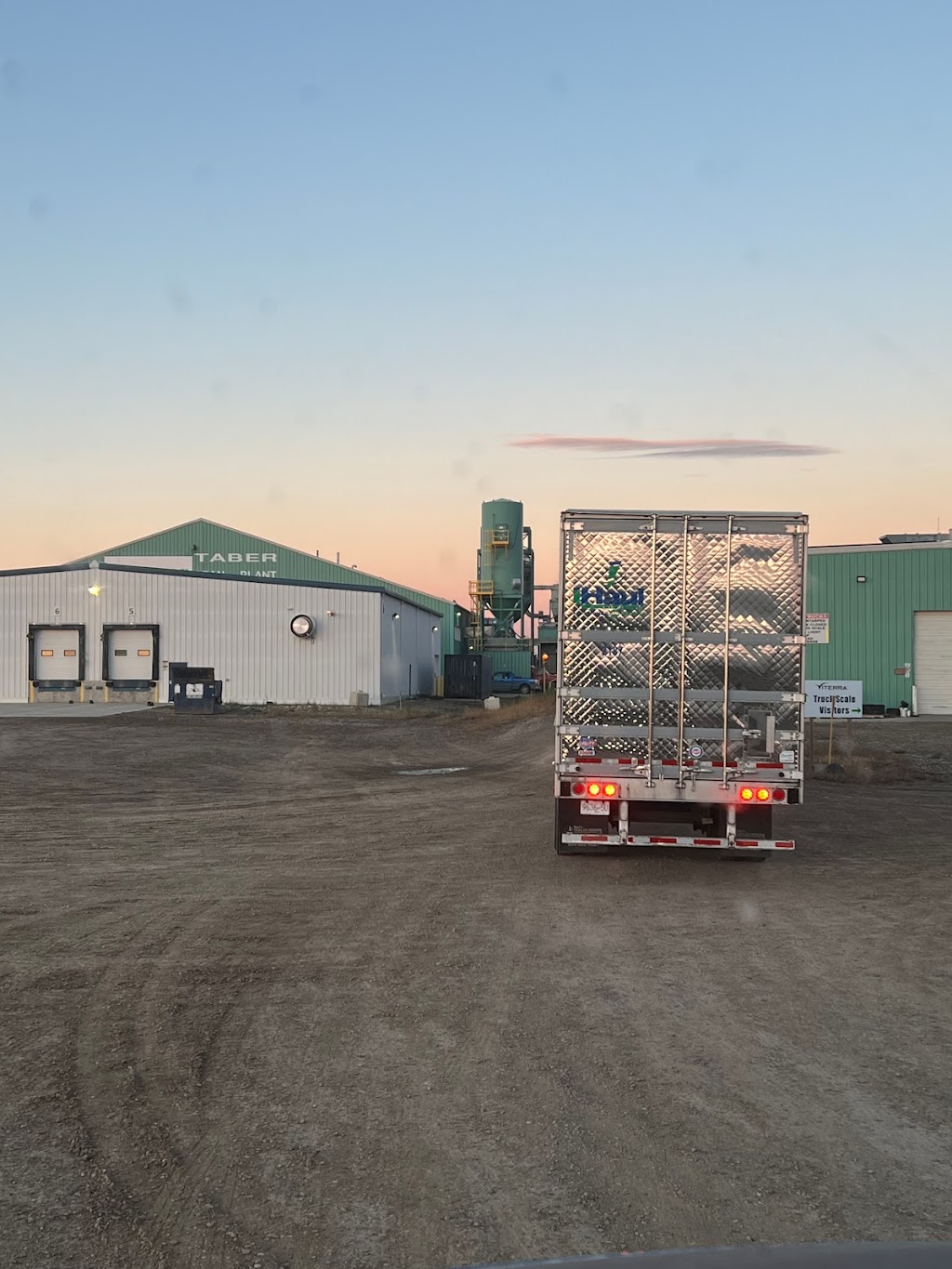 Viterra Taber Bean Plant | 6 km East on, AB-3, Taber, AB T1G 2E1, Canada | Phone: (403) 223-2772