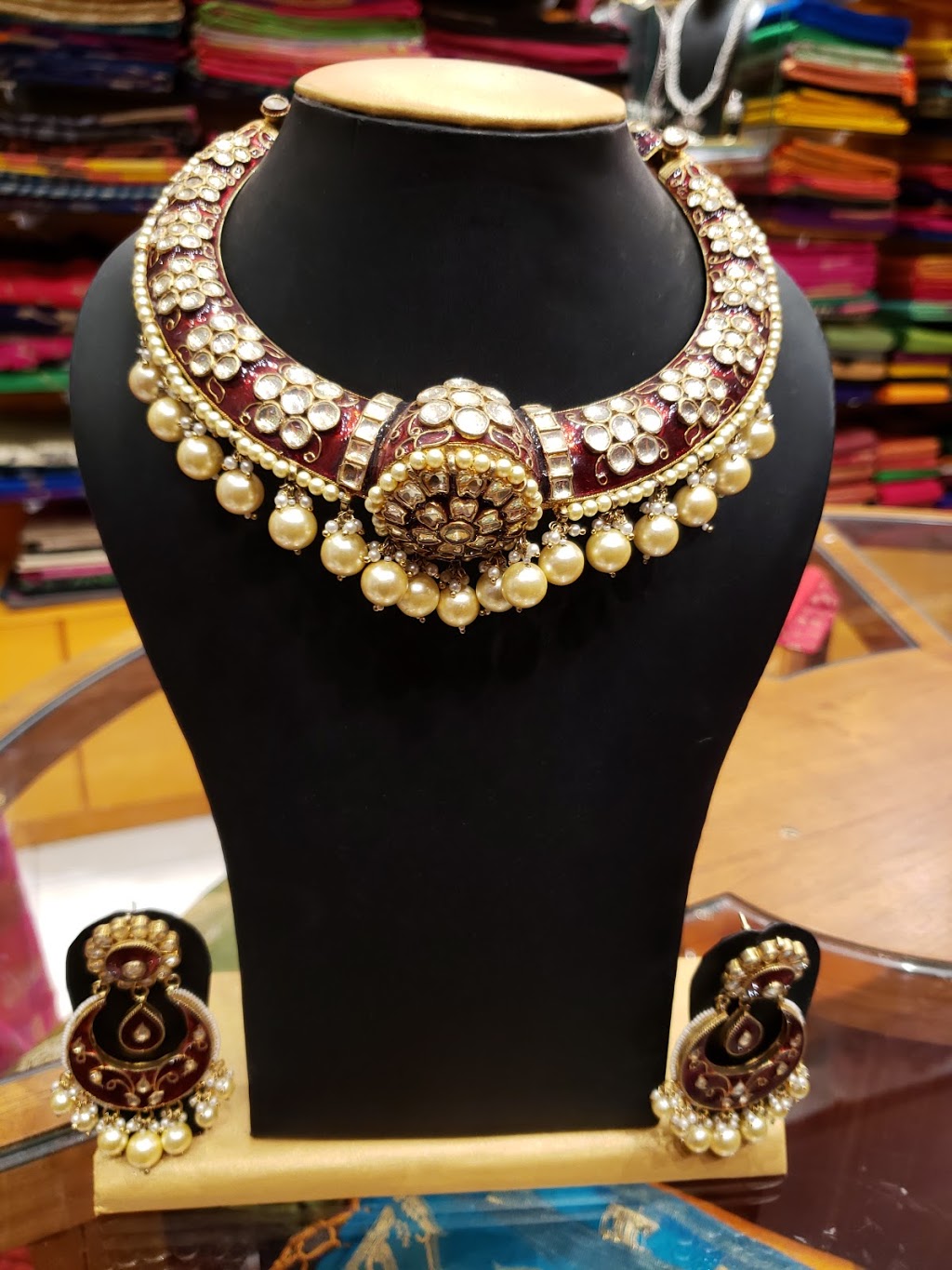 Pradon Silks | 3331 Markham Rd Unit 114, Scarborough, ON M1X 1S8, Canada | Phone: (416) 602-6555