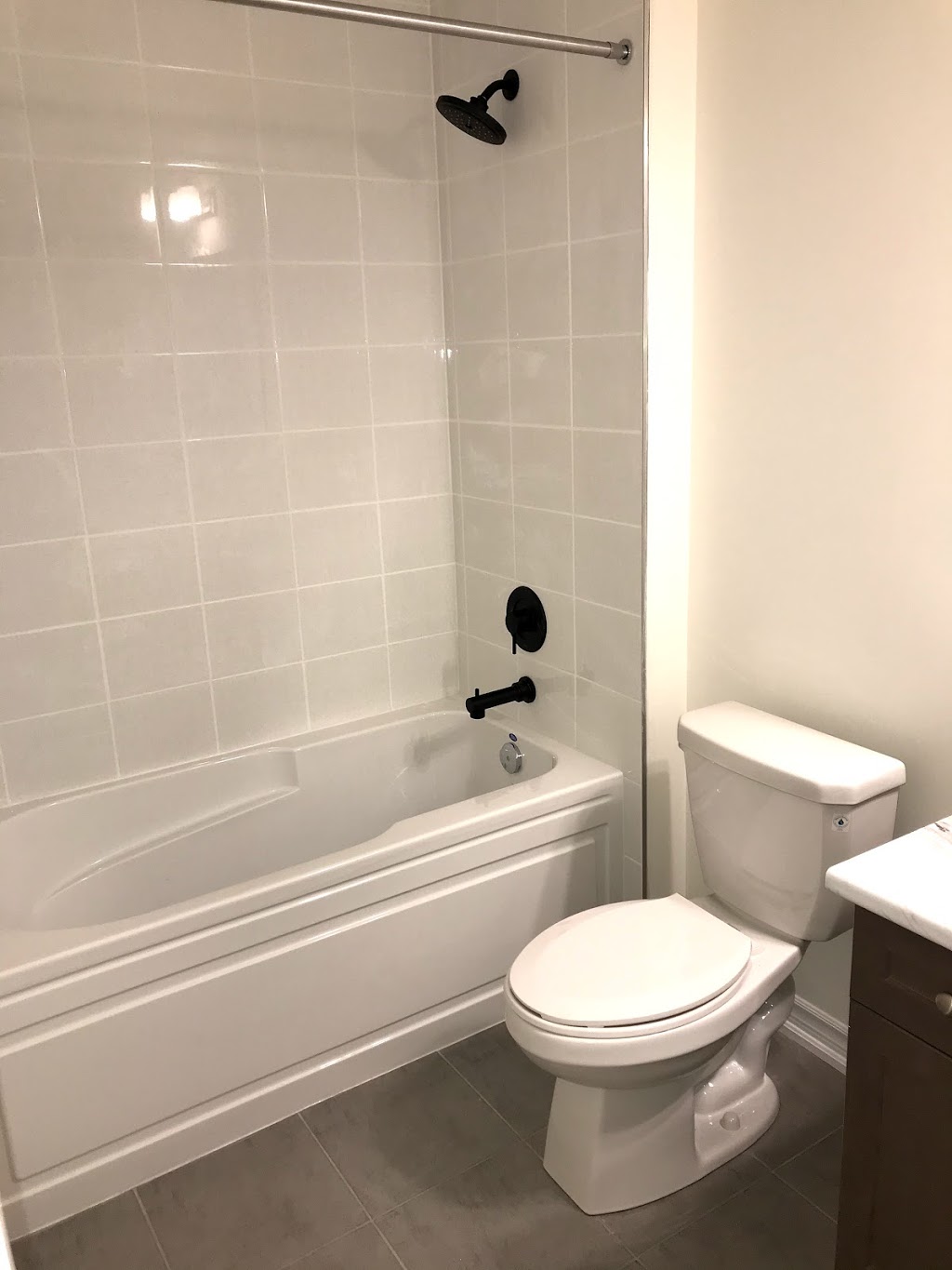 CBM Renovations Inc | 3063 Highvalley Rd, Oakville, ON L6M 5H4, Canada | Phone: (647) 785-7125
