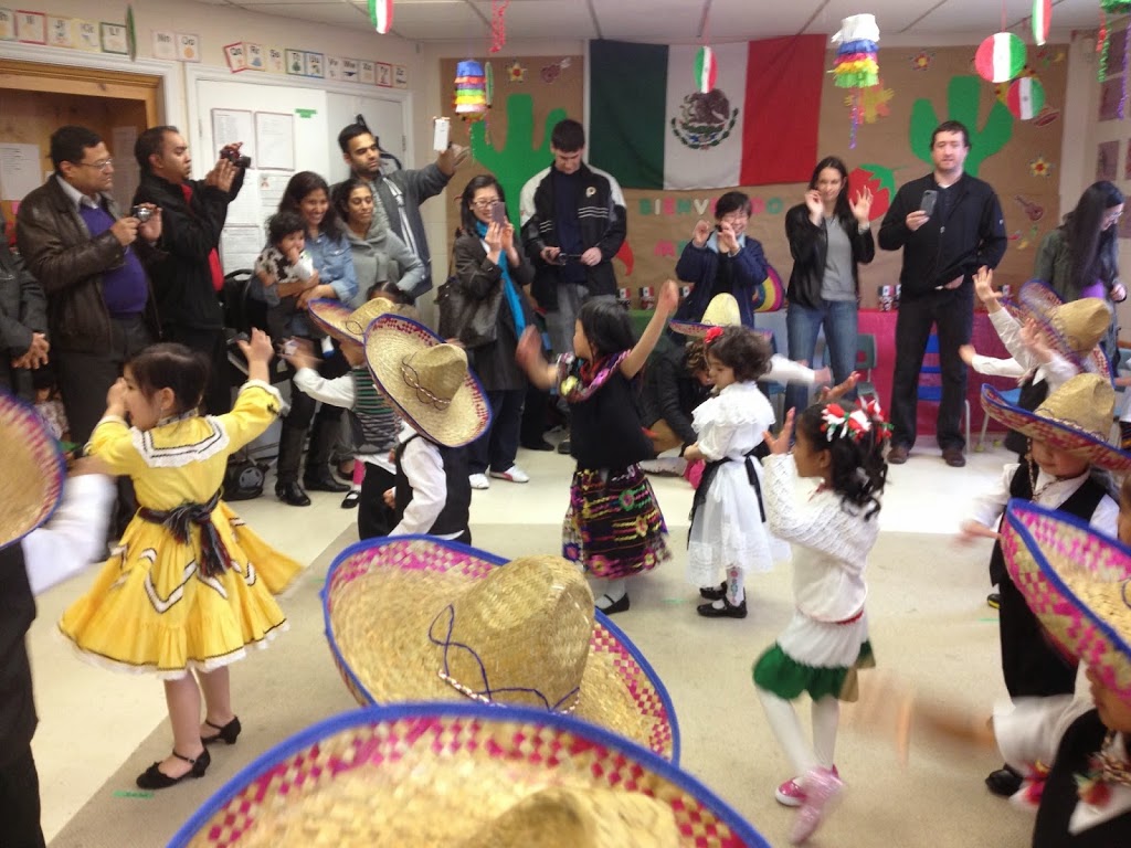 Westbrook Montessori Academy Inc | 7227 Copenhagen Rd, Mississauga, ON L5N 2C6, Canada | Phone: (905) 826-4648