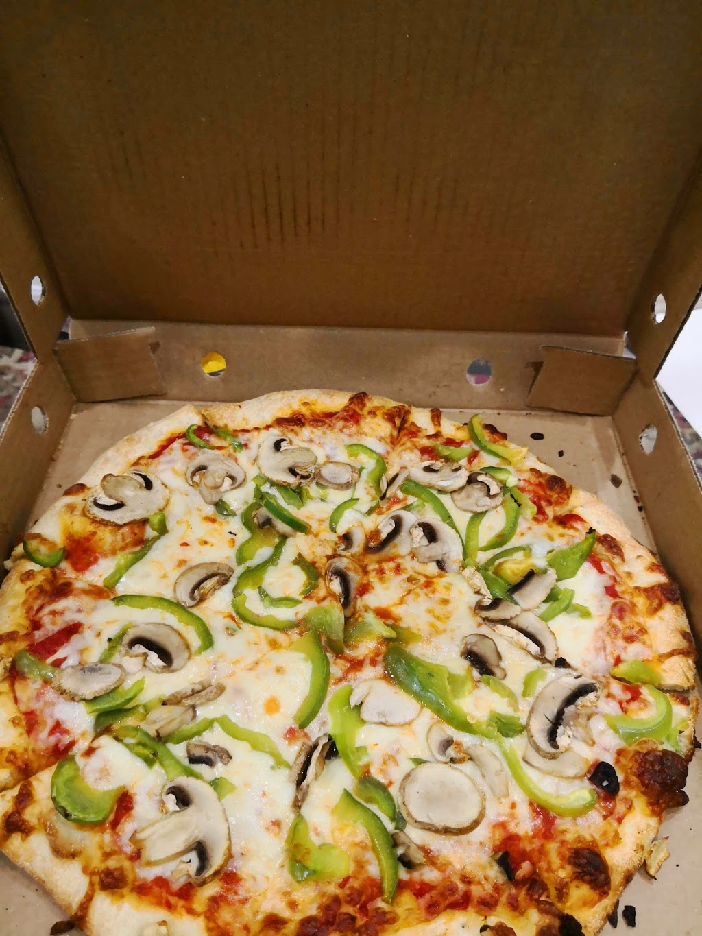 Pizza Pizza | 300 Taunton Rd E, Oshawa, ON L1G 7T4, Canada | Phone: (905) 427-1111