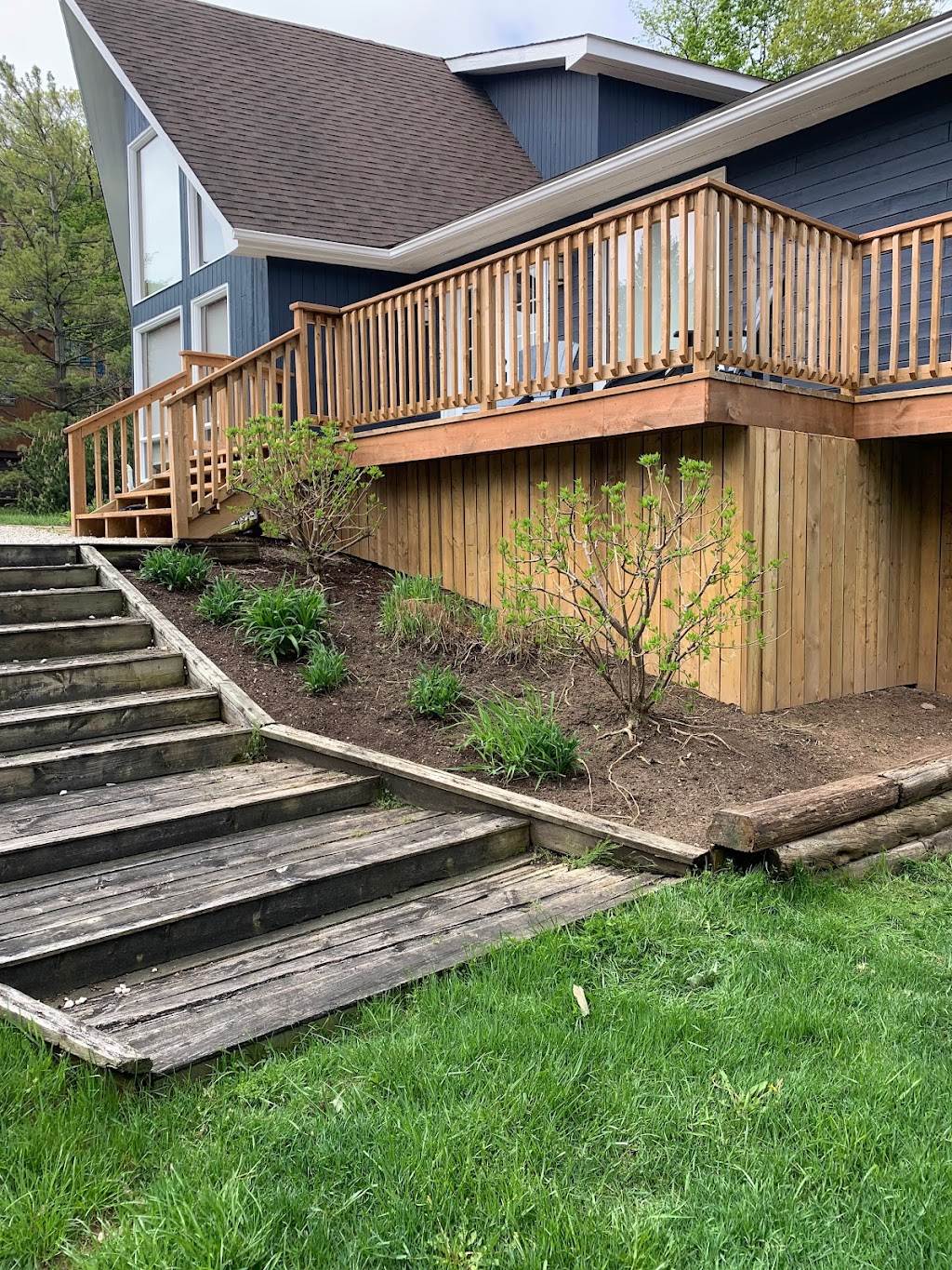 Escarpment Property Maintenance | point of interest | 53 McLean Ave, Collingwood, ON L9Y 3Z6, Canada | 7056063905 OR +1 705-606-3905