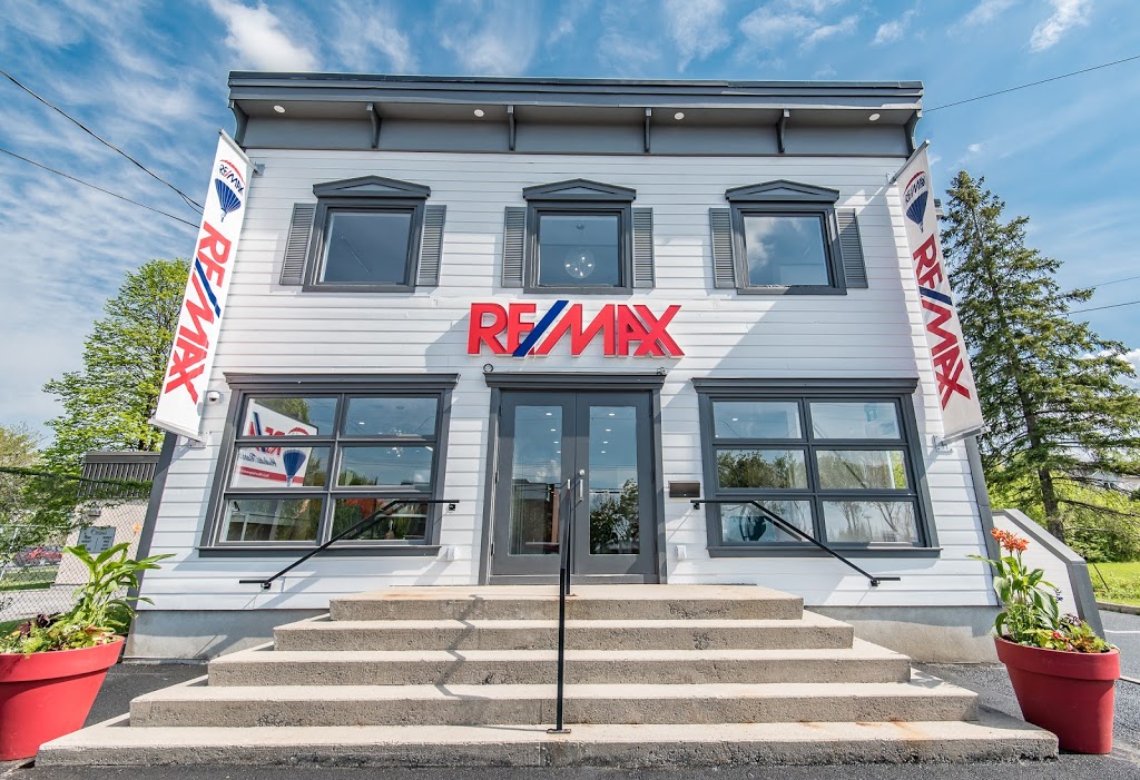Toscano Team | 2316 St Joseph Blvd, Orléans, ON K1C 1E8, Canada | Phone: (613) 830-0000