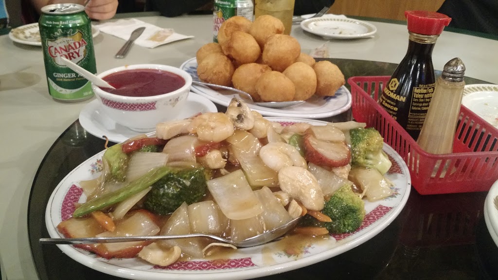 Engs Chinese Restaurant | restaurant | 606 Concession St, Hamilton, ON L8V 1B3, Canada | 9053878779 OR +1 905-387-8779