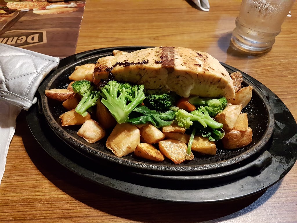 Dennys | 3850 Idylwyld Dr N, Saskatoon, SK S7K 3J7, Canada | Phone: (306) 649-0137