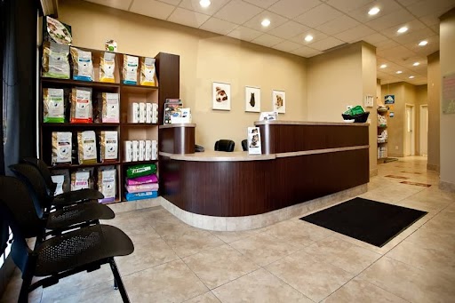 Headon Forest Animal Hospital | 3500 Dundas St, Burlington, ON L7M 4B8, Canada | Phone: (905) 332-4014