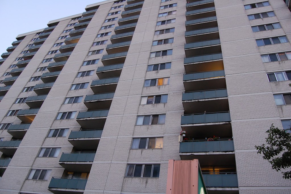 Park Property Management Inc | 340 Mill Rd, Etobicoke, ON M9C 1Y8, Canada | Phone: (416) 620-0097