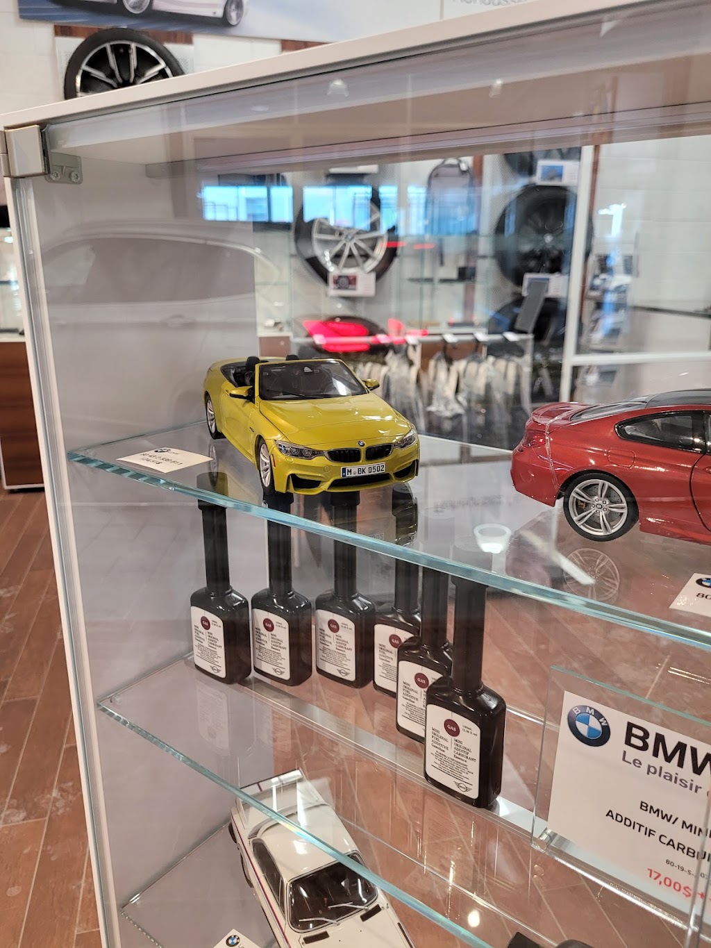 BMW Laval Parts Department | 2450 Bd Chomedey, Laval, QC H7T 2X3, Canada | Phone: (450) 682-1212