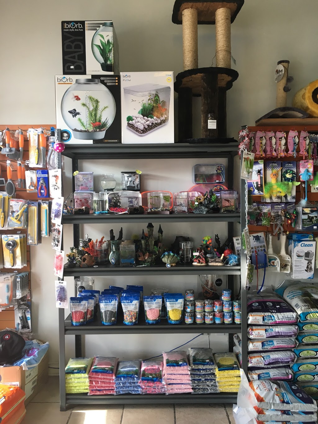 Animalissimo inc. | 5434 Boulevard Cousineau, Saint-Hubert, QC J3Y 7J8, Canada | Phone: (450) 812-9585