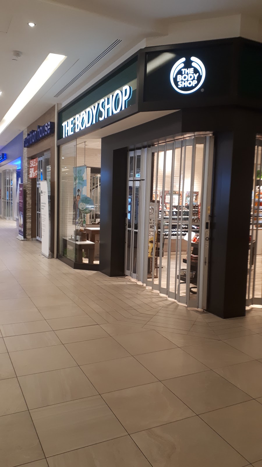 The Body Shop | 240 Leighland Ave, Oakville, ON L6H 3H6, Canada | Phone: (905) 849-7353