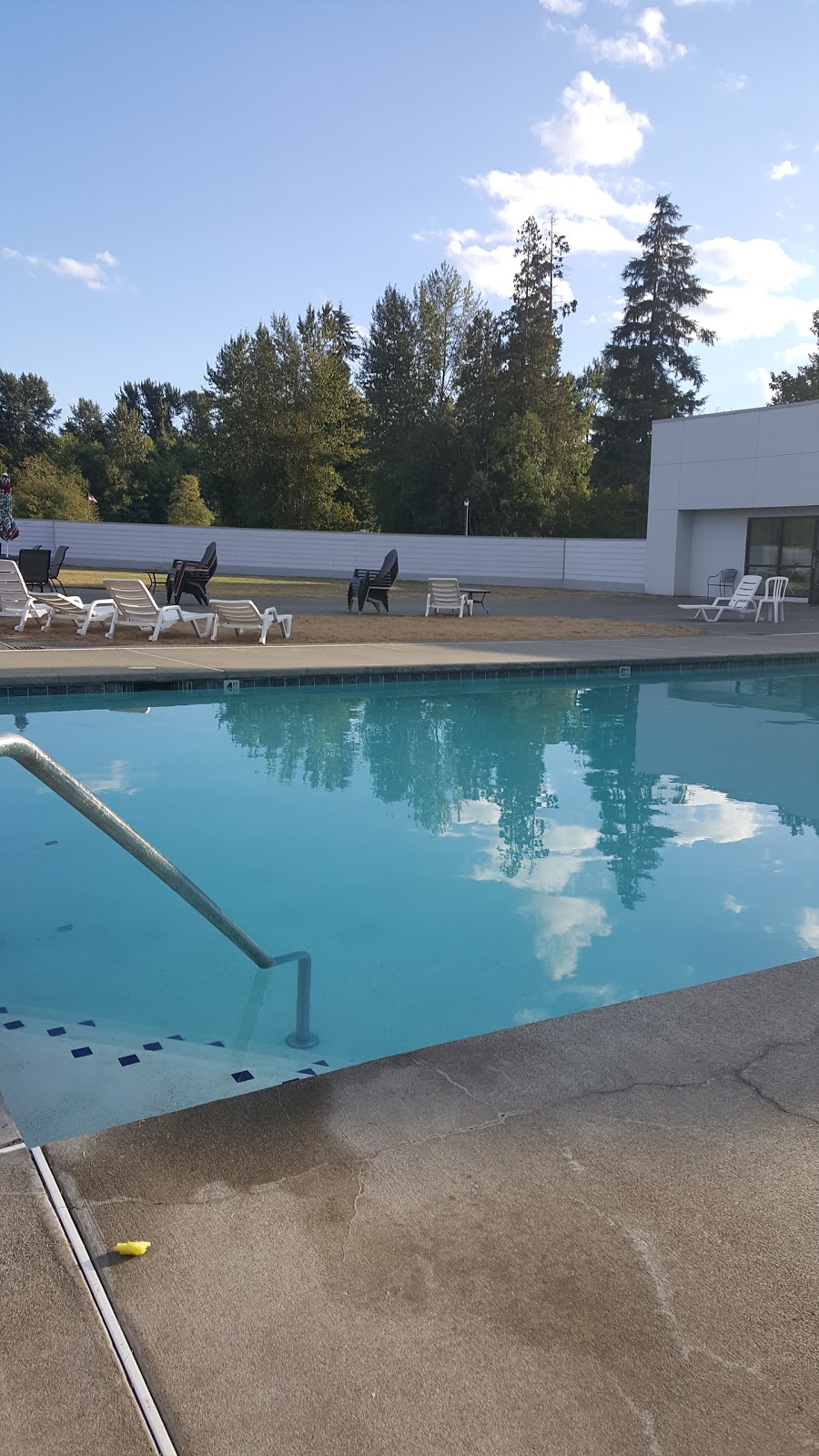 Beachwood Resort | 5001 Bay Rd, Blaine, WA 98230, USA | Phone: (360) 371-5006