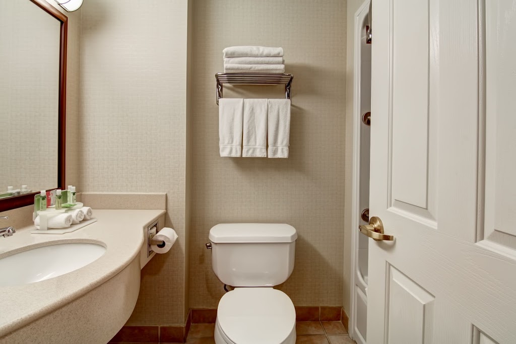 Holiday Inn Express & Suites Guelph | 540 Silvercreek Pkwy N, Guelph, ON N1H 6N3, Canada | Phone: (519) 824-2400