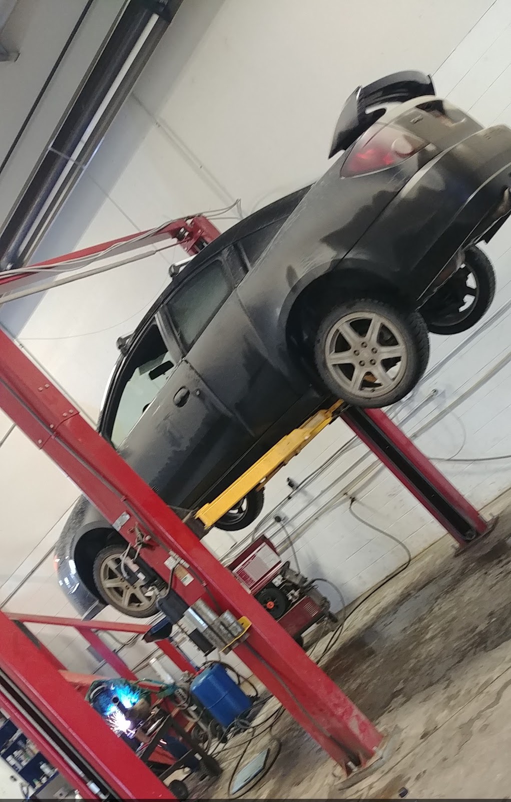 Total Autoworks & Repair | 7463 Edgar Industrial Dr #8, Red Deer, AB T4P 3R2, Canada | Phone: (403) 346-2286