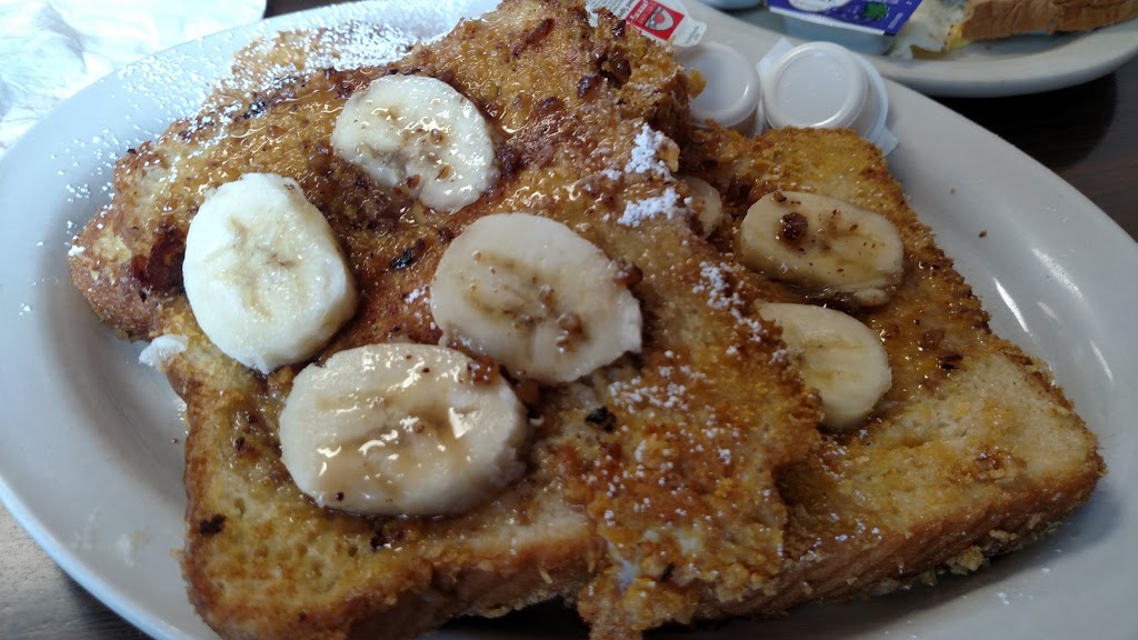 Dees Sugar Shack | 460 West Ave, Lockport, NY 14094, USA | Phone: (716) 433-9538
