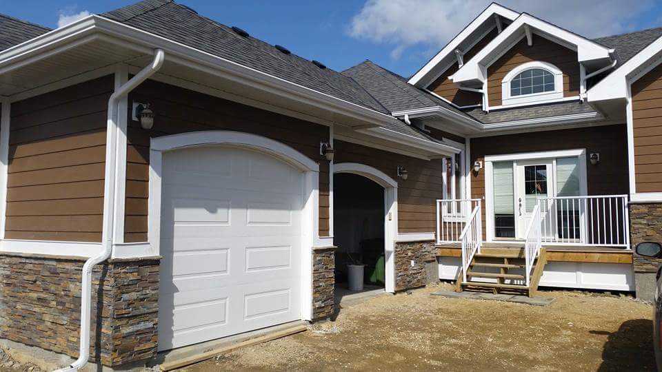 Right Side Roofing and Siding | 39 Piper Dr, Red Deer, AB T4P 1H7, Canada | Phone: (403) 505-0676