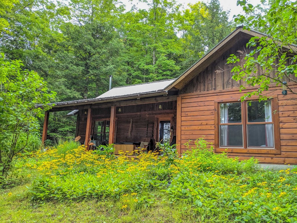 Chalet Le Boisé | 24 Chem. des Sentiers, Wakefield, QC J0X 3G0, Canada | Phone: (438) 499-9040