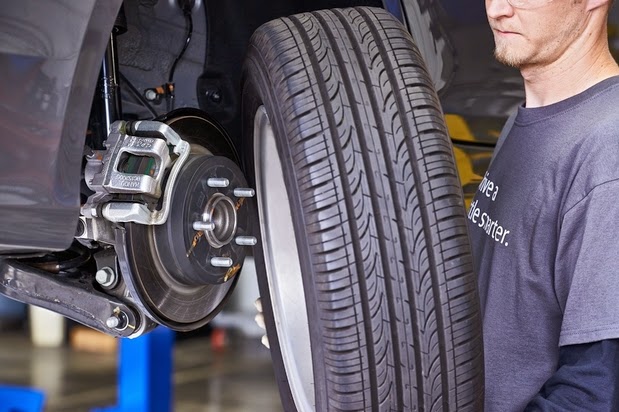 Meineke Car Care Centre | 6588 Finch Ave W, Etobicoke, ON M9V 3Z6, Canada | Phone: (416) 800-3154