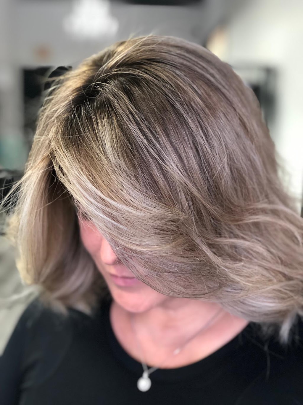 Menna Hair Lounge | 8707 Dufferin St unit 6, Thornhill, ON L4J 0A2, Canada | Phone: (905) 597-6899