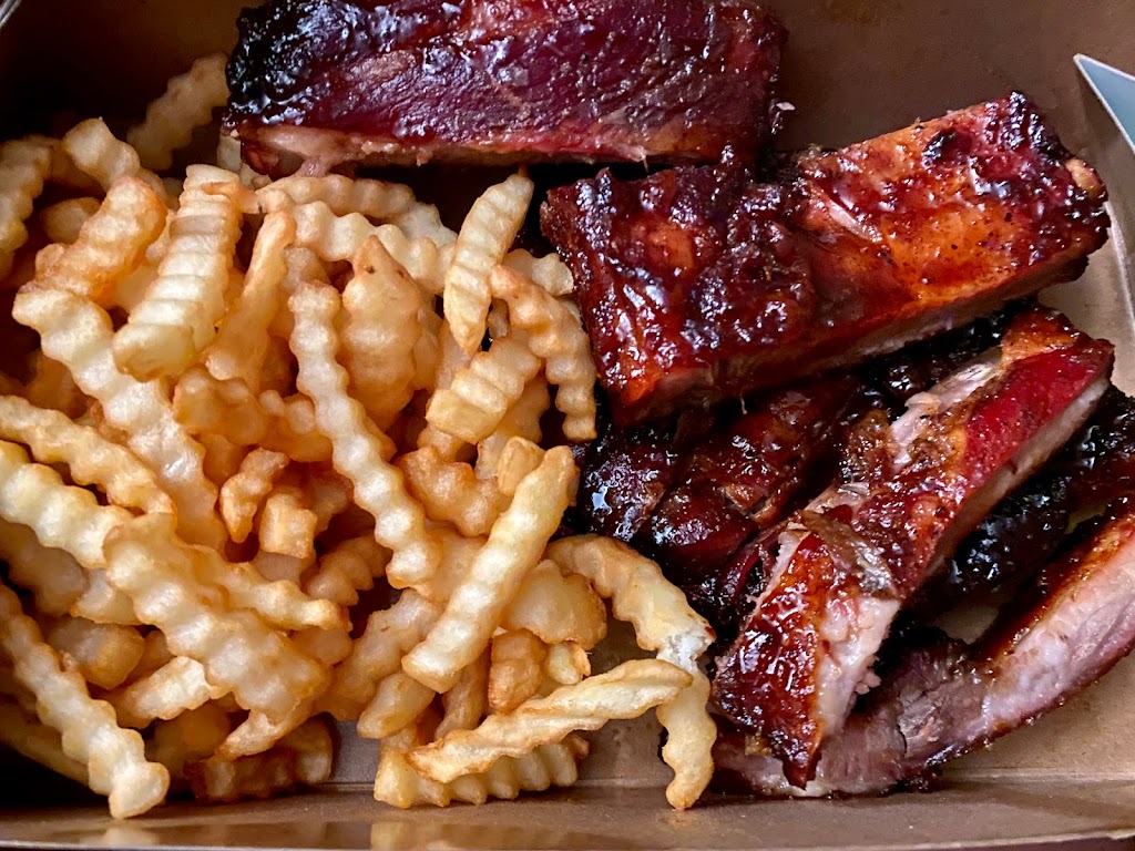 Bar-B-Barn | 3300 Bd des Sources, Dollard-des-Ormeaux, QC H9B 1Z7, Canada | Phone: (514) 683-0225