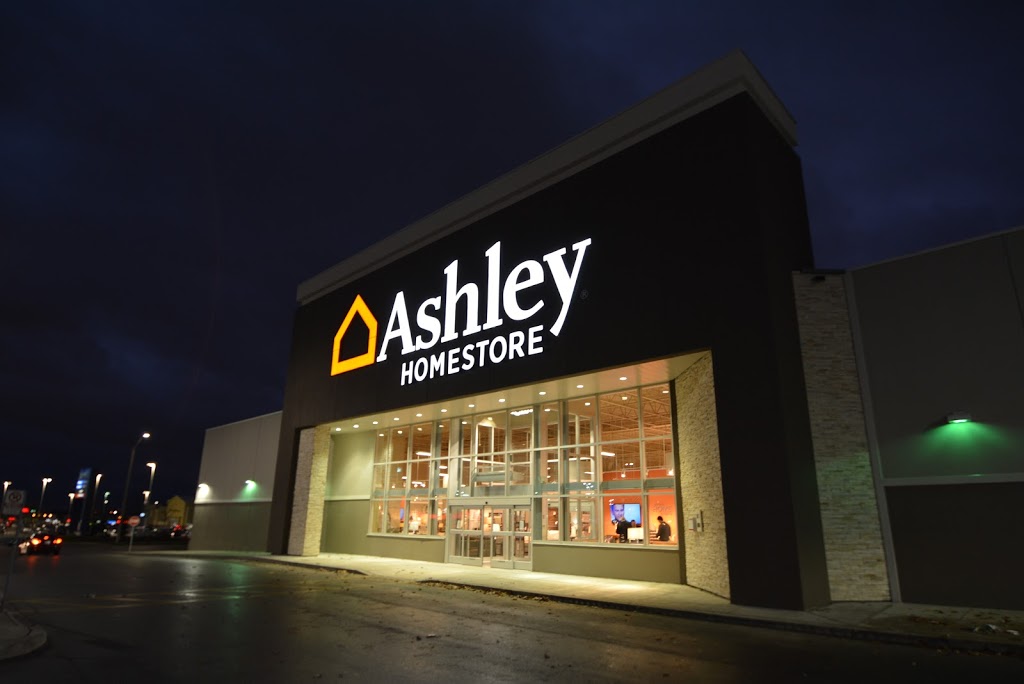 Ashley HomeStore | 5900 Mavis Rd Unit 2, Mississauga, ON L5V 2P5, Canada | Phone: (905) 755-9030