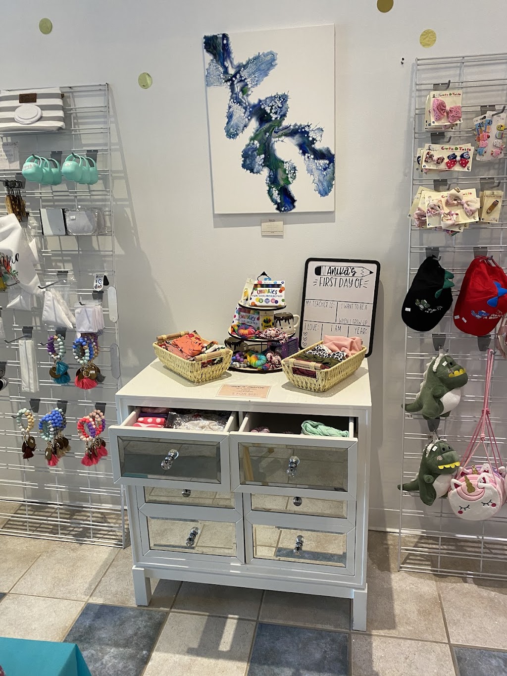 Occasions Gift Boutique | 1200 Yonge St S Unit 2, Walkerton, ON N0G 2V0, Canada | Phone: (519) 889-1421