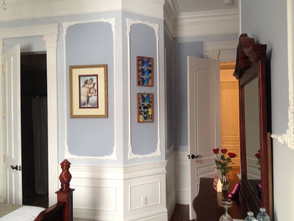 Locust Grove Historic Estate Bed And Breakfast | 421 Hunter Rd, Niagara-on-the-Lake, ON L0S 1J0, Canada | Phone: (905) 401-7930
