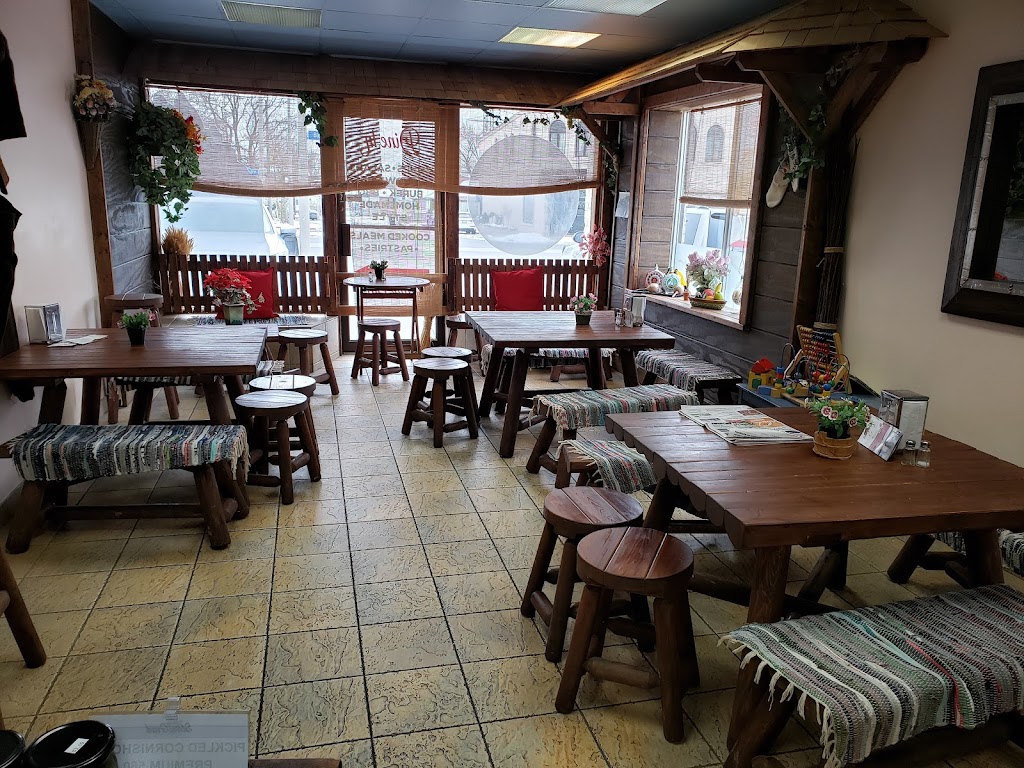 Stari Grad | 3862 Bloor St W, Etobicoke, ON M9B 1L1, Canada | Phone: (416) 916-2075