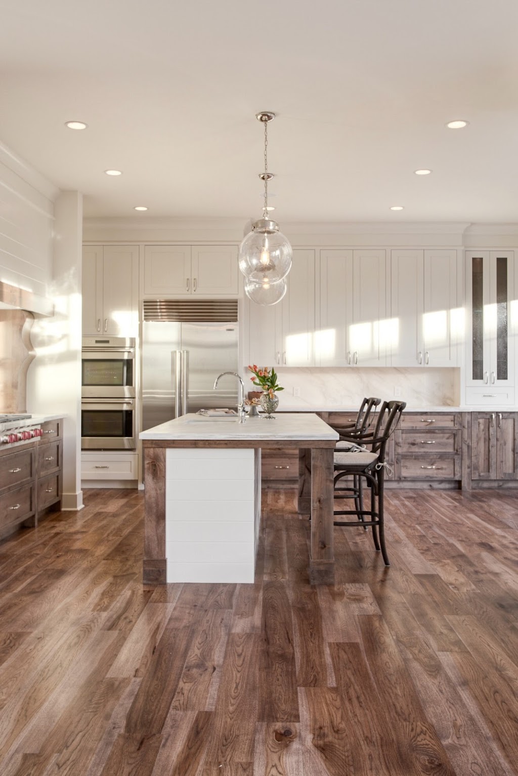 One OAK Flooring | 854 Sierra Madre Ct SW, Calgary, AB T3H 3J1, Canada | Phone: (403) 650-7851