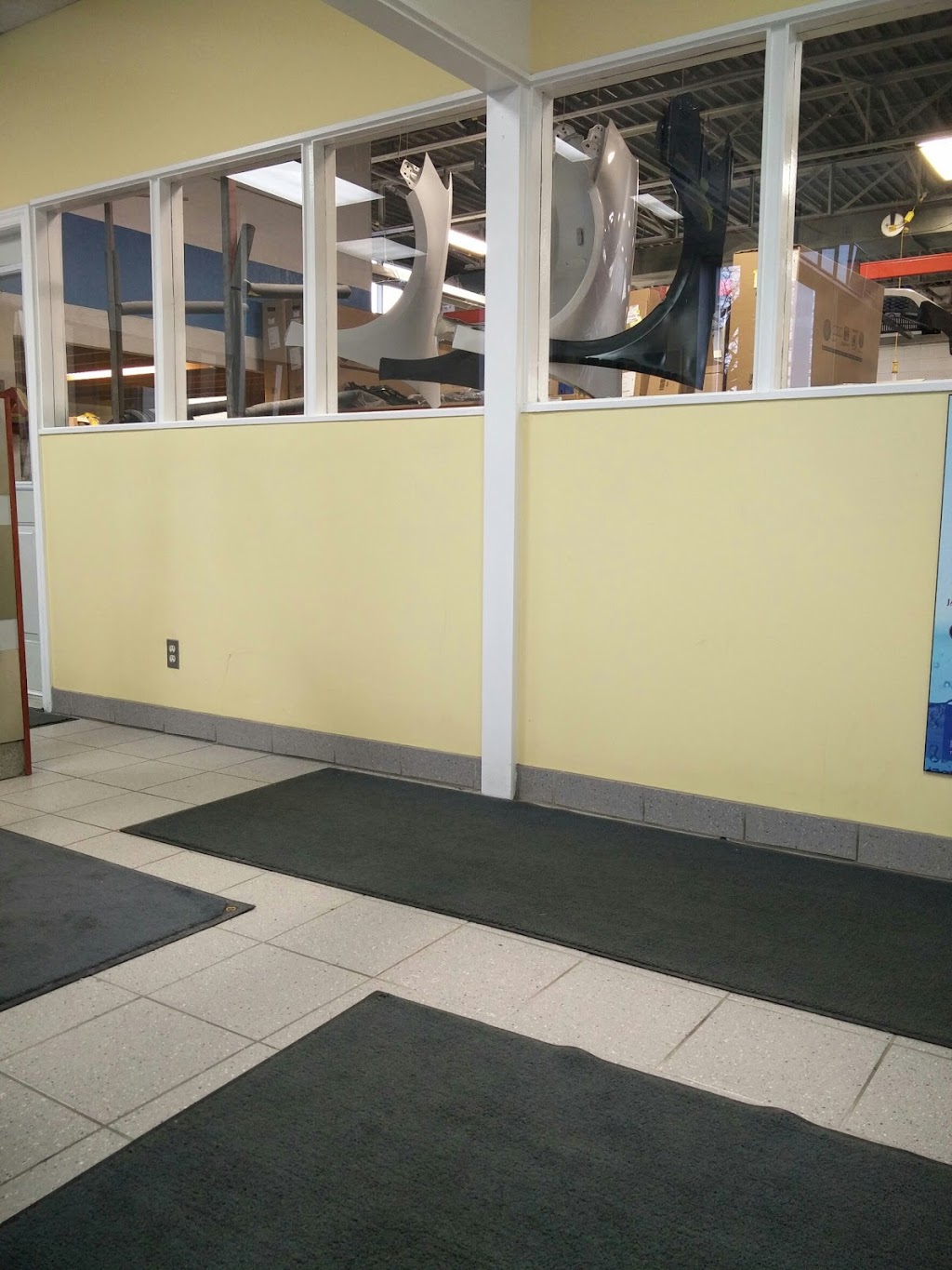 Don Valley Auto Collision | 15 Mobile Dr, North York, ON M4A 1H5, Canada | Phone: (416) 751-5190