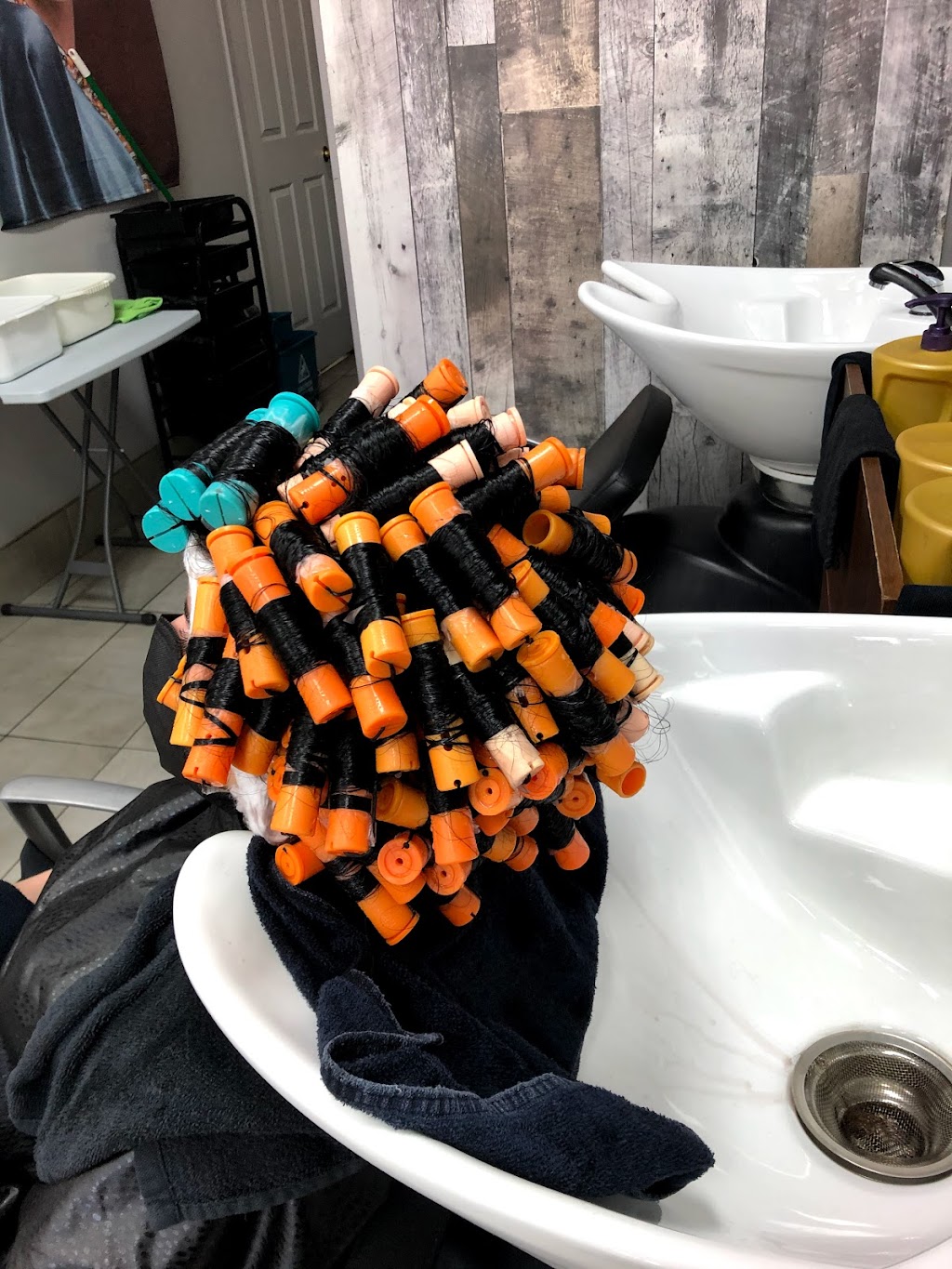 Myst Coiffure /Maggie | 5200 Rue Jarry E, Saint-Léonard, QC H1R 1Y4, Canada | Phone: (514) 721-0248