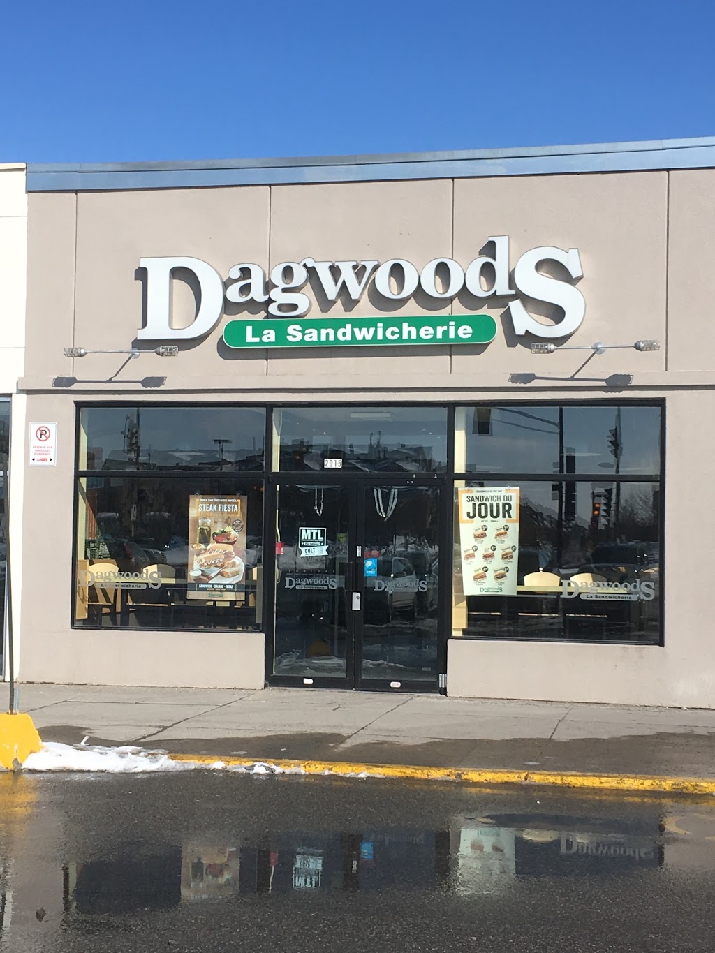 Dagwoods La Sandwicherie | 2015 Boulevard Marcel-Laurin, Saint-Laurent, QC H4R 1K4, Canada | Phone: (514) 336-0026