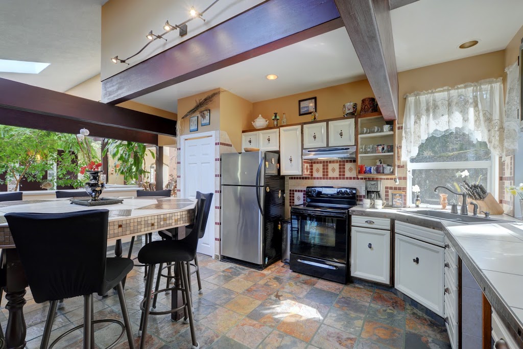 Serenity Lodges Inc. | 6224 Llanilar Rd, Sooke, BC V9Z 1A9, Canada | Phone: (519) 648-1888