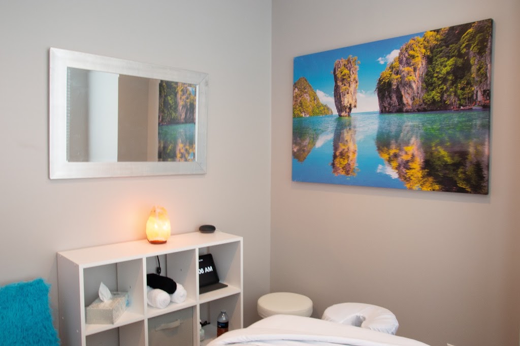 Discovery Massage & Wellness | 10 Discovery Ridge Hill SW #930, Calgary, AB T3H 5X2, Canada | Phone: (403) 454-3472