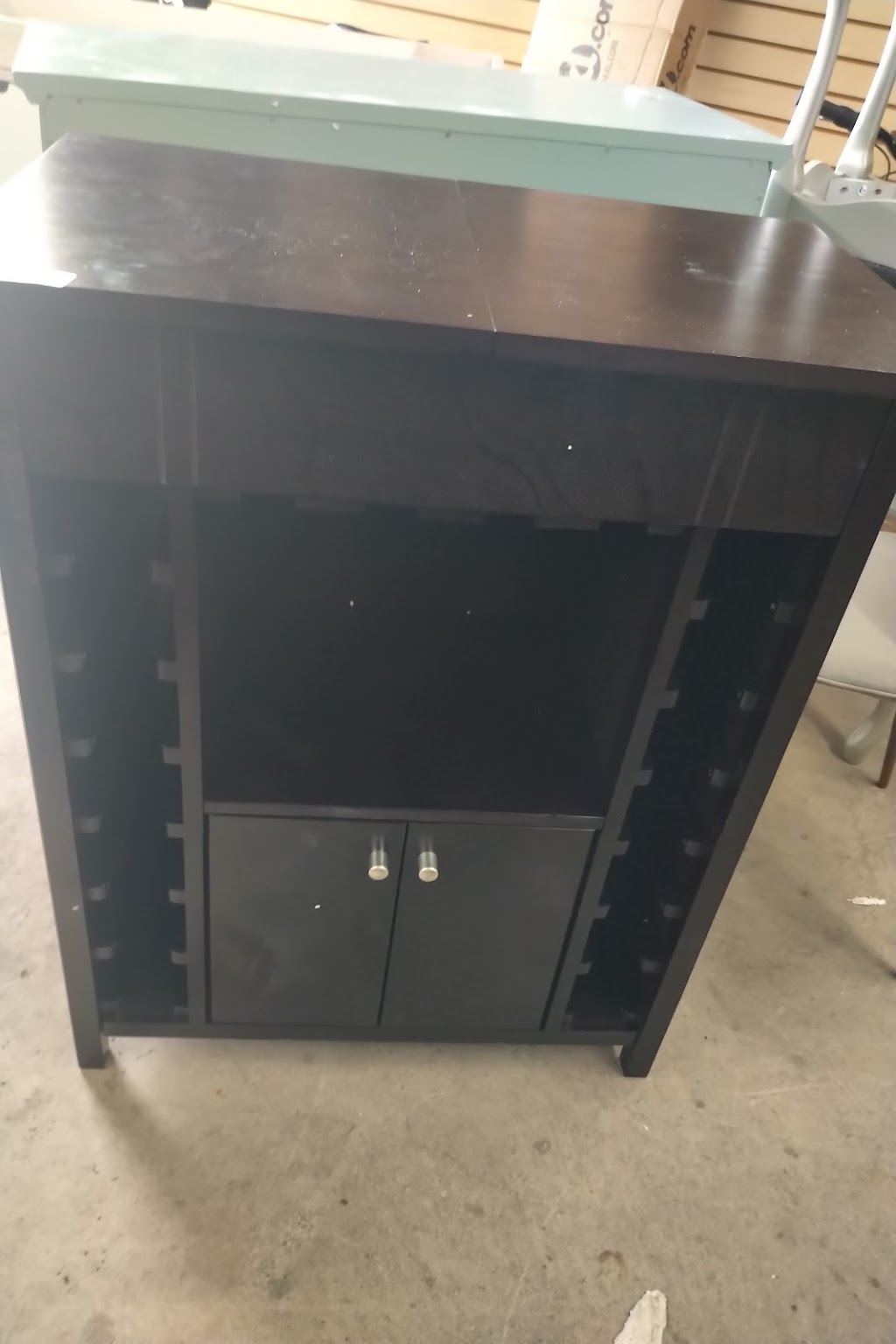 Liquidation Center Outlet | 1555 Talbot Rd, Windsor, ON N9H 2N2, Canada | Phone: (519) 250-5554