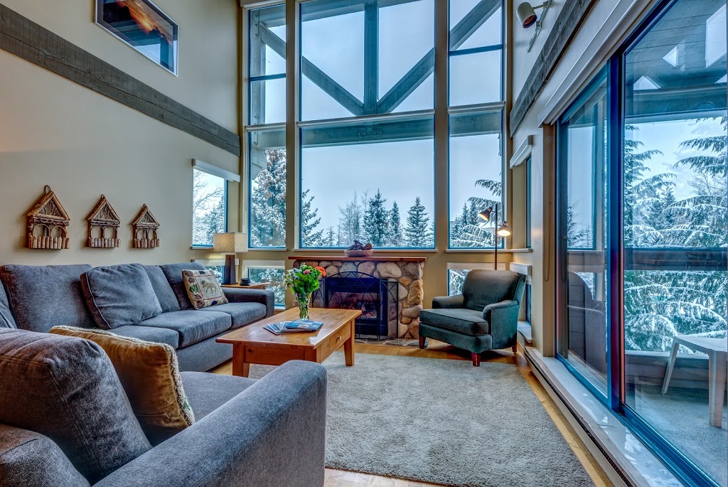 Acer Vacation Rentals Ltd. | 4905 Spearhead Pl, Whistler, BC V0N 1B4, Canada | Phone: (877) 489-7669