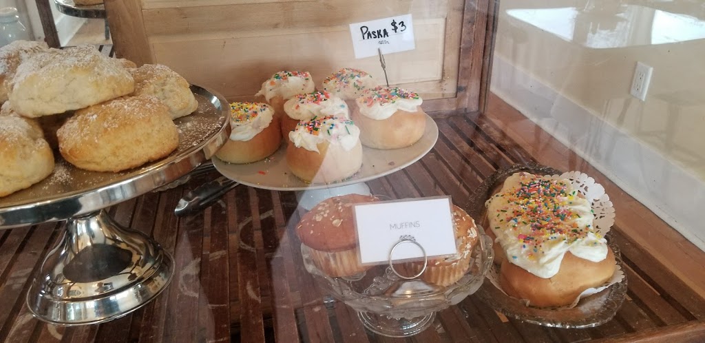 Tracycakes Bakery Cafe | 21594 48 Ave, Langley City, BC V3A 4M8, Canada | Phone: (604) 427-1424