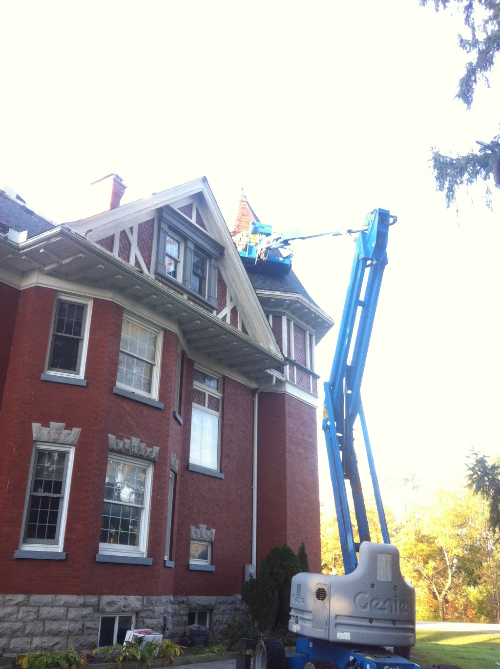 Southwinds Roofing | 4024 Dundas St, London, ON N5V 5C6, Canada | Phone: (519) 451-4285