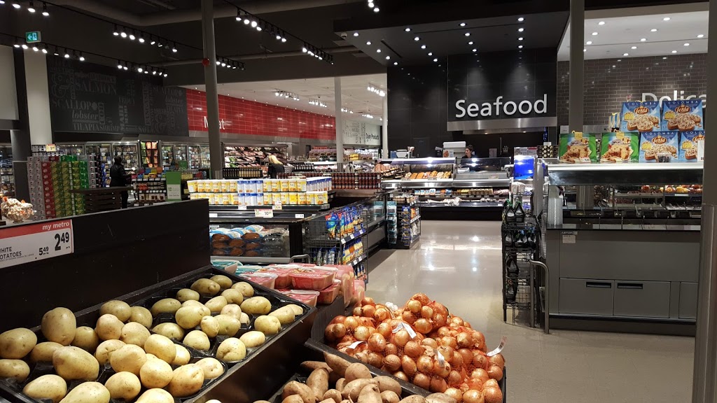 Smart Centres North Park Plaza | Keele St, Toronto, ON M6L 1A4, Canada