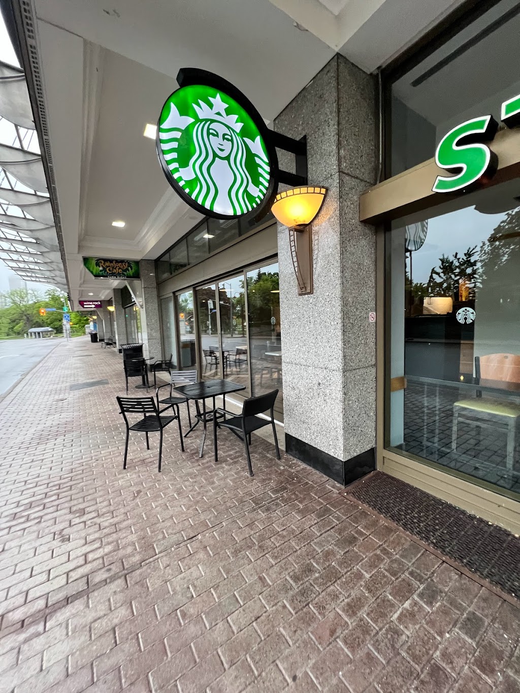 Starbucks | 5875 Falls Ave, Niagara Falls, ON L2G 3K7, Canada | Phone: (905) 374-4444